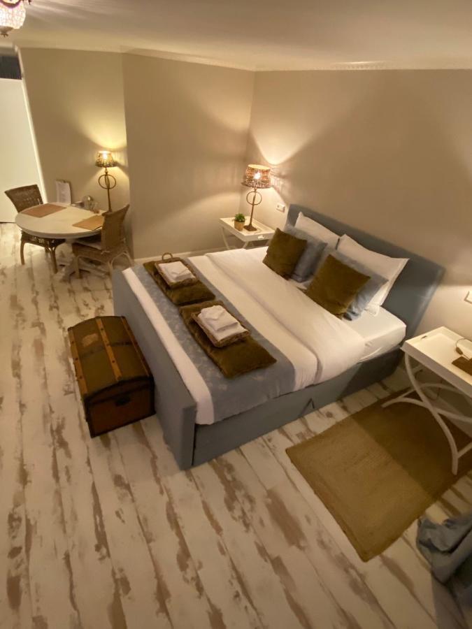De Vijverkamer-----Prive Diner Op De Kamer Mogelijk!! 霍赫芬 外观 照片